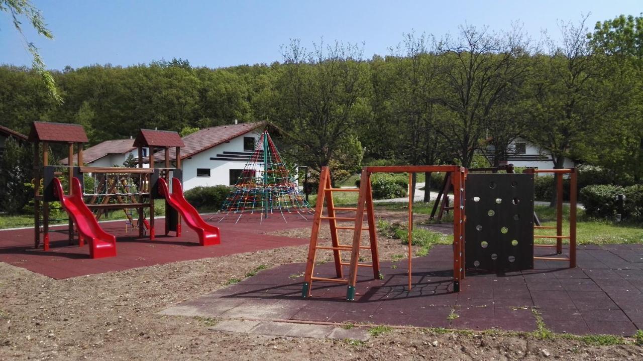 Villapark Vargesztes Exterior photo